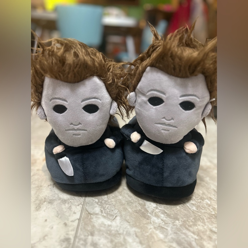 Spirit of Halloween Michael Myers Slippers S/M